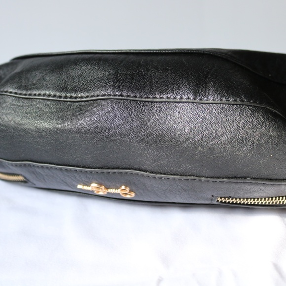 Jessica Simpson Black Faux Leather "Sierra Hobo" Handbag Shoulder Bag Purse - Picture 4 of 12